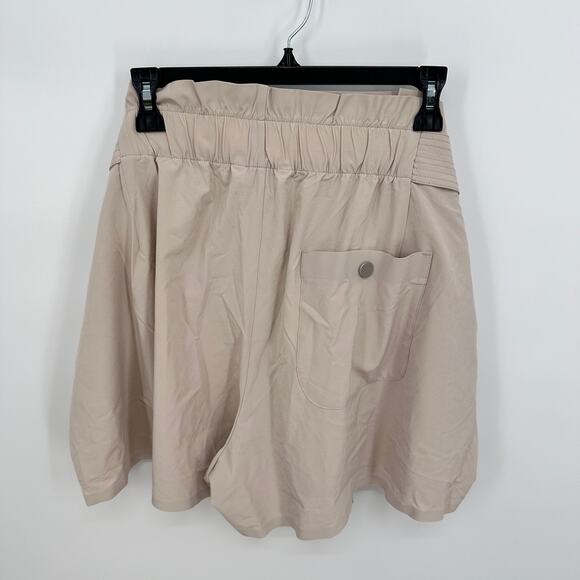 ATHLETA NWT Plus Size Skyline Short in Khaki // 22 2X - Picture 8 of 11